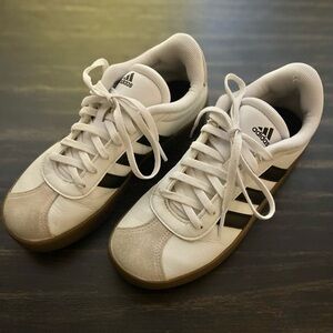 VL COURT 3.0 SHOES KIDS - Size 4